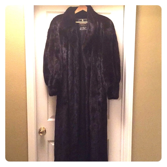 The American Fur Awards - American Ultra Jackets & Blazers - Mink Coat The American Fur Awards - American Ultra Jackets & Blazers - Mink Coat